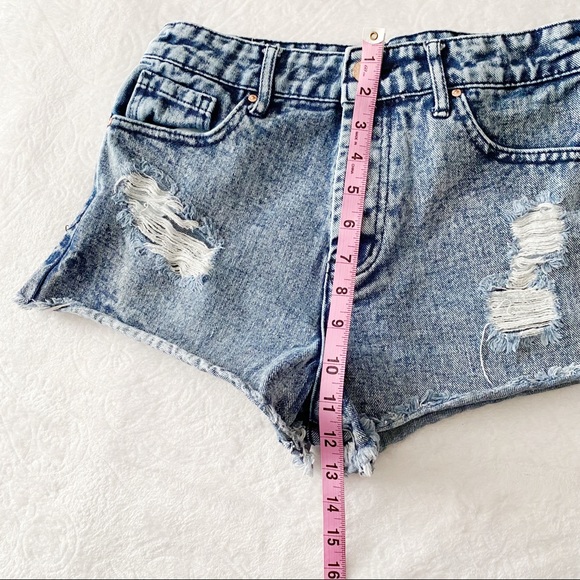 Distressed High Waist Stonewashed Jean Shorts - Picture 7 of 12